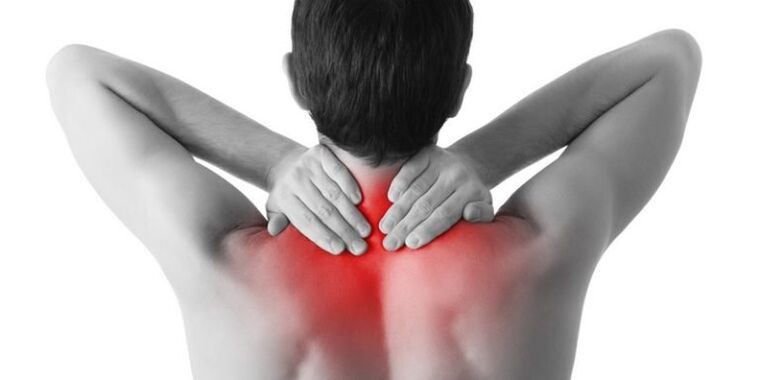 back pain in shoulder blade