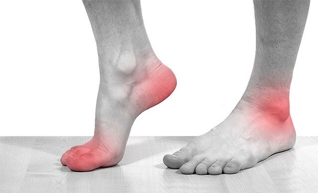pain in the ankle joint with arthrosis